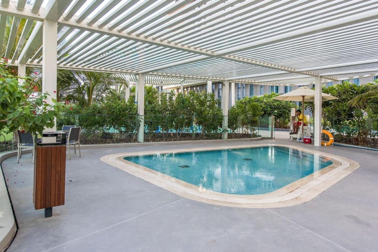 Posh 2 Bedroom Oceanfront Apt In The Heart Of Bluewaters Island دبي المظهر الخارجي الصورة