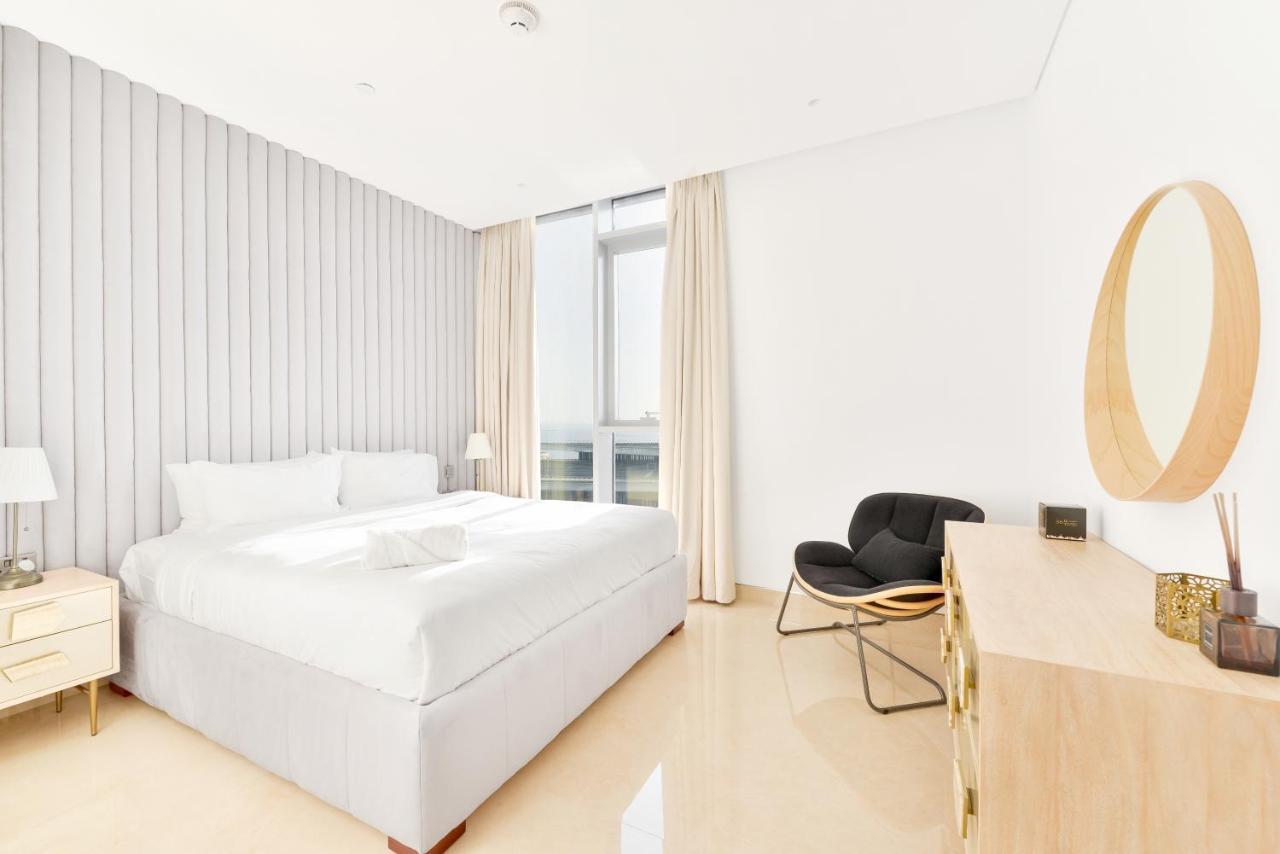 Posh 2 Bedroom Oceanfront Apt In The Heart Of Bluewaters Island دبي المظهر الخارجي الصورة